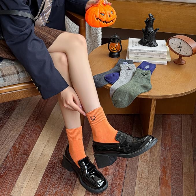 Cozy Halloween Embroidered Crew Socks – 5-Pair Set image 6